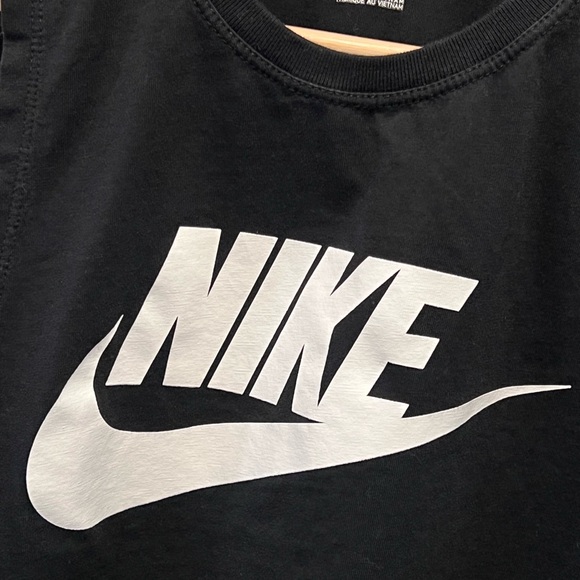 Nike Tank - Picture 4 of 4